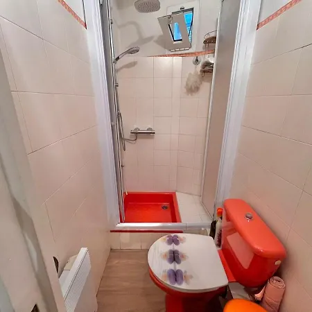 3 Pieces A 100m De La Croisette Cannes