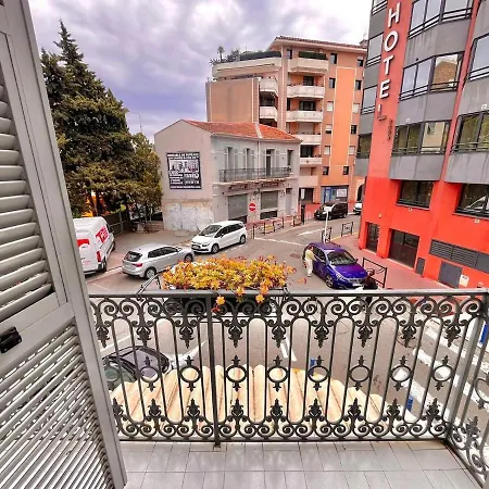 3 Pièces à 100m De La Croisette *