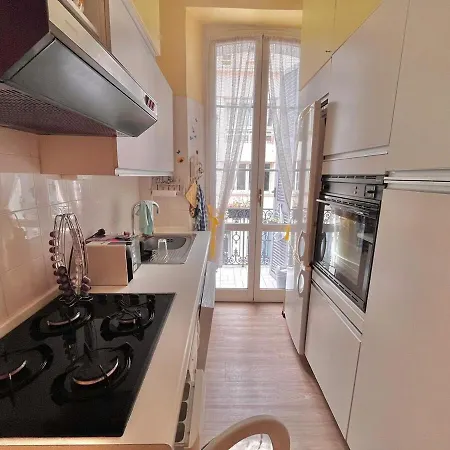 3 Pieces A 100m De La Croisette * Κάννες